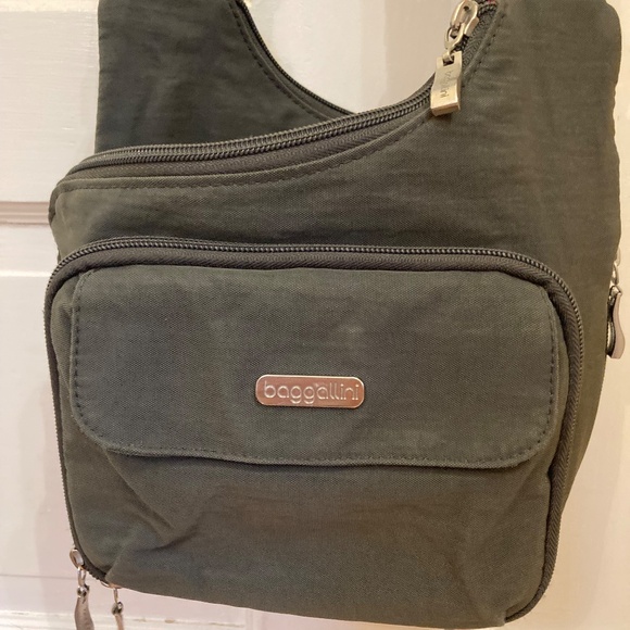 BAGGALLINI Criss Cross Bagg Crossbody Shoulder Bag Purse Double Zip in Charcoal - Picture 6 of 16